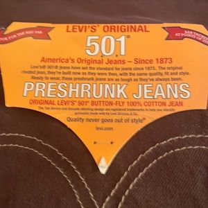 Men’s brand-new Brown Levi 501’ Preshrunk jeans size 3232